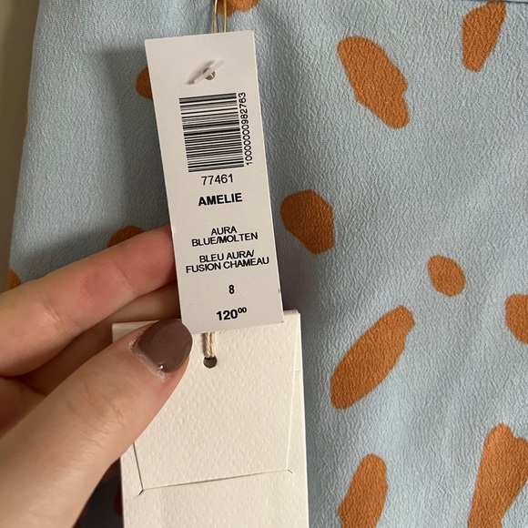 Aritzia Amelia Skirt - Picture 3 of 3